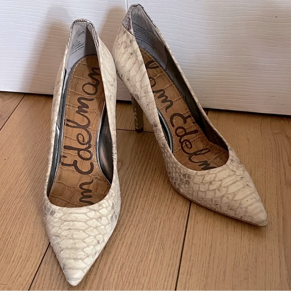 Sam Edelman Beige Pointed Snakeskin Heels